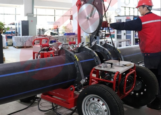 Saldatore idraulico di estremità di IPS del campo 16", macchina della saldatura per fusione del tubo con la gru